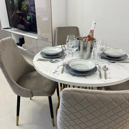 Appartement One Minute To The *