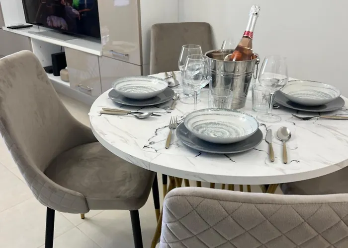 Apartment One Minute To The *