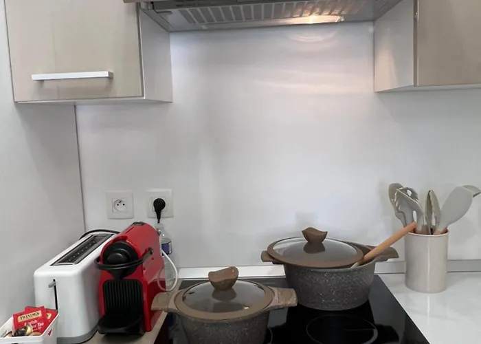 Apartment One Minute To The *