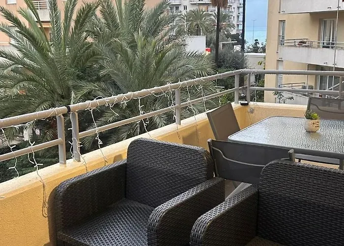 Apartment One Minute To The