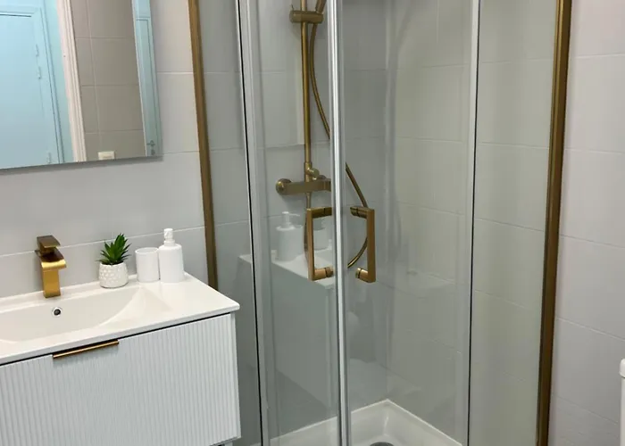 Διαμέρισμα One Minute To The Μεντόν